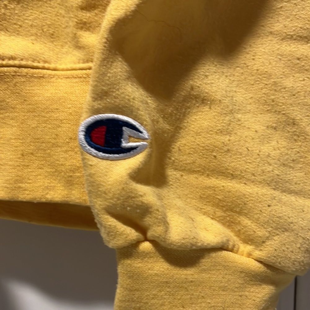 Yellow champion unisex crewneck - Picture 2 of 3